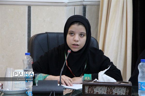 برگزاری دومین نشست مجلس دانش‌آموزی دختران استان یزد