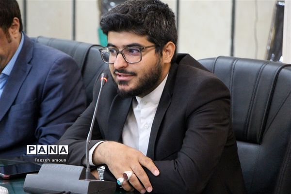 برگزاری دومین نشست مجلس دانش‌آموزی دختران استان یزد