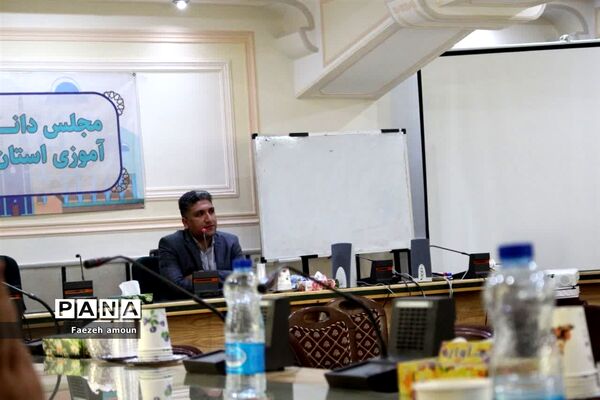 برگزاری دومین نشست مجلس دانش‌آموزی دختران استان یزد