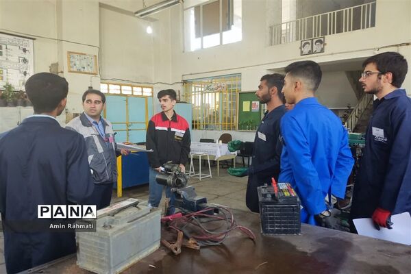 برگزاری مسابقات علمی مهارتی هنرستان‌های استان فارس