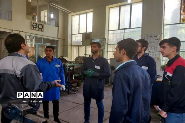 برگزاری مسابقات علمی مهارتی هنرستان‌های استان فارس