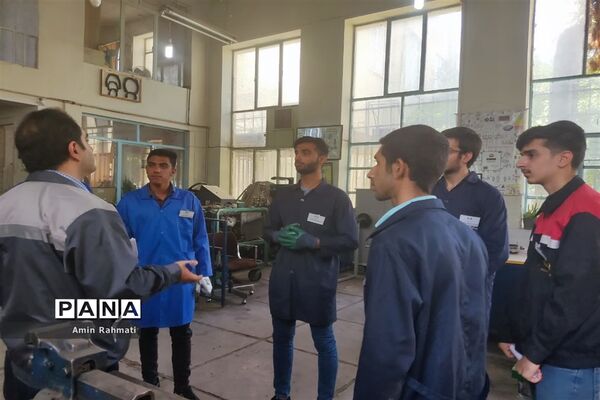 برگزاری مسابقات علمی مهارتی هنرستان‌های استان فارس