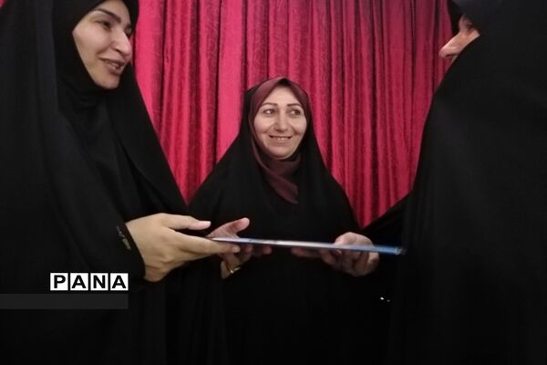 جشن عید غدیر خم در کانون حکمت شهرستان بن