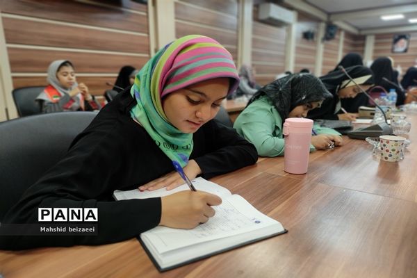 دوره آموزشی خبرنگاری مقدماتی ویژه دختران