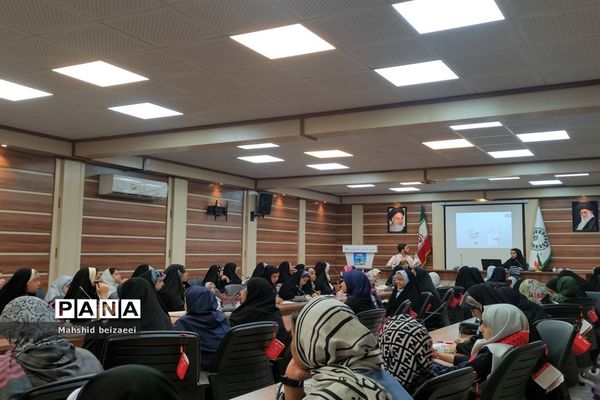 دوره آموزشی خبرنگاری مقدماتی ویژه دختران