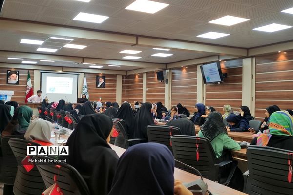 دوره آموزشی خبرنگاری مقدماتی ویژه دختران