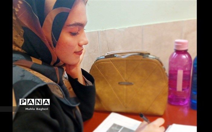 قلم یک ابزار قوی و اثرگذار بوده که خداوند در قرآن به او قسم خورده است