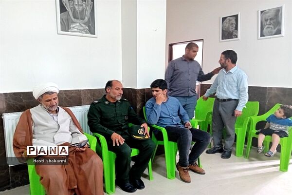 افتتاحیه کلاس‌های طراحی و سیاه‌قلم فرهنگسرا در روستای اصیل‌آباد