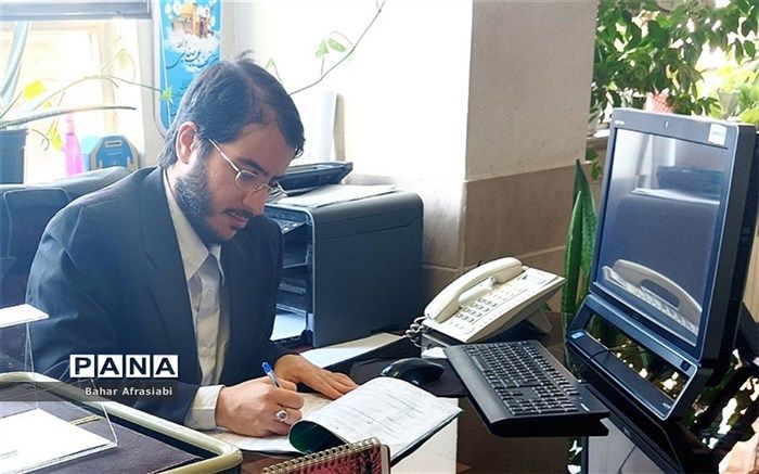 تمامی مسلمانان باید به هتک حرمت قرآن کریم واکنش نشان دهند