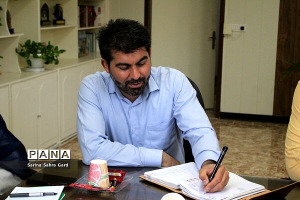 جلسه هم اندیشی معاونان پرورشی و تربیت‌بدنی شهرستان‌ها و مناطق آموزش و پرورش استان بوشهر