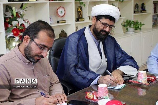 جلسه هم اندیشی معاونان پرورشی و تربیت‌بدنی شهرستان‌ها و مناطق آموزش و پرورش استان بوشهر