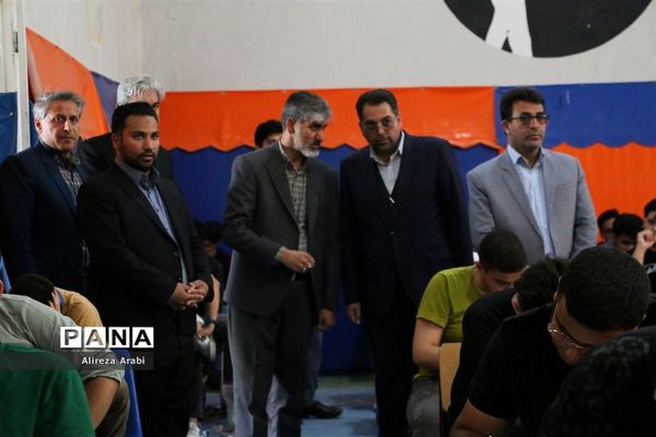 برگزاری کنکور تجربی ۱۴۰۲ در کاشمر