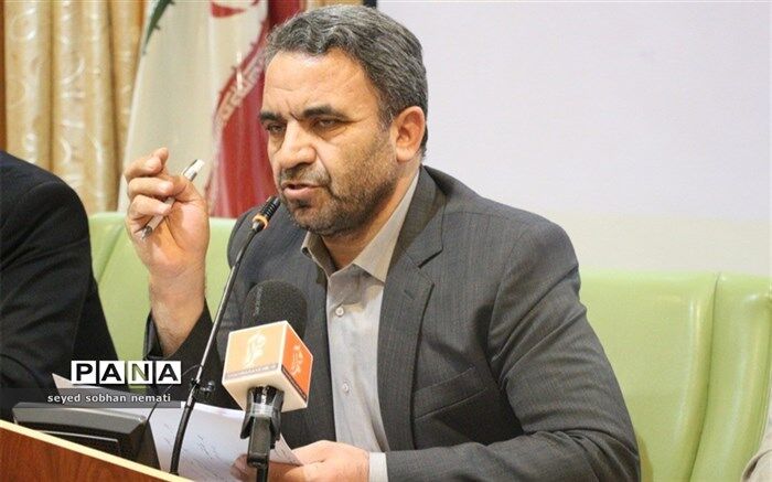 ۹۵ درصد مدارس غیردولتی از ظرفیت هوش مصنوعی بهره می‌برند