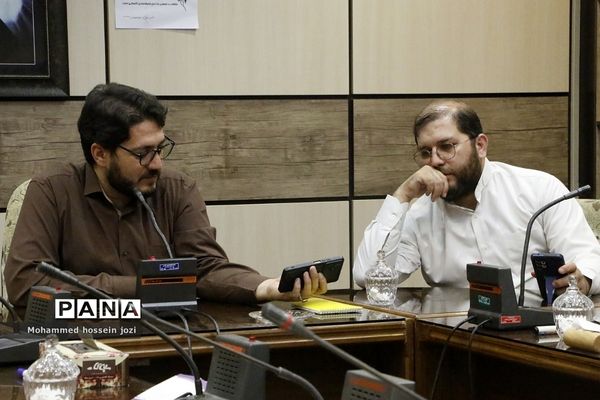 بازدید معاون استاندار قم از گروه‌های جهادی دانش‌آموزی
