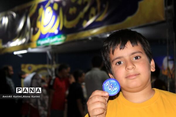 برپایی موکب‌ پسران نوجوان مسجد سیدالشهدا شهرک مطهری در جشن عید غدیر