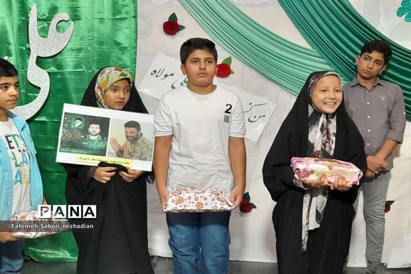 جشن تولد فرزندان شهدای شیراز با حضور پرشور مردم در گلزار شهدا