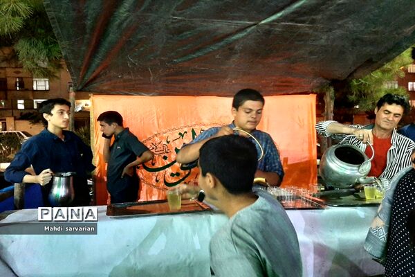 برگزاری مراسم شب و روز عید غدیرخم در مسجد حضرت صاحب الزمان(عج)