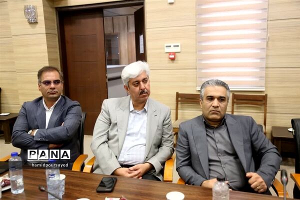 آمادگی احداث ۱۲ مدرسه به همت خیرین، صنعتگران و کارآفرینان شهرستان ابرکوه