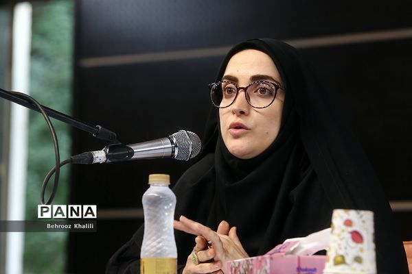 جلسه توجیهی یازدهمین دوره مجلس دانش‌آموزی در اردوگاه شهید‌باهنر