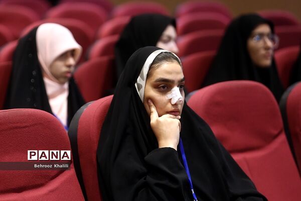 جلسه توجیهی یازدهمین دوره مجلس دانش‌آموزی در اردوگاه شهید‌باهنر