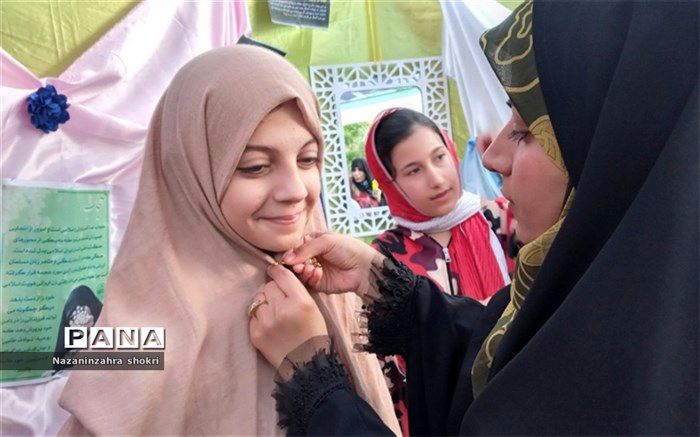 برگزاری جشن خیابانی مهمانی یک کیلومتری غدیر در شهرستان قرچک/فیلم