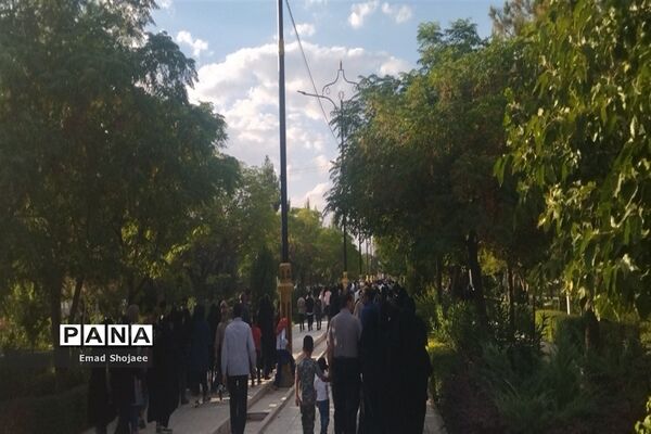 همایش بزرگ پیاده‌روی عید غدیرخم در کاشمر