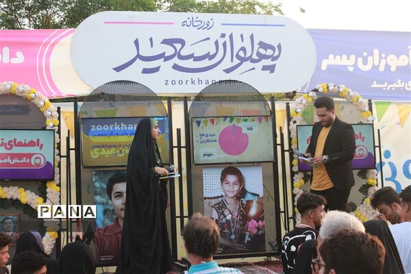 حضور پرشور مردم کاشان در مهمانی کیلومتری غدیر