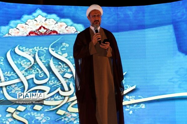جشن‌ عید غدیر با حضور اساتید و دانشجویان دانشگاه قم
