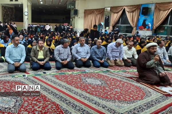 اعزام  دانش‌آموزان زیارت اولی شهر تهران به مشهد مقدس