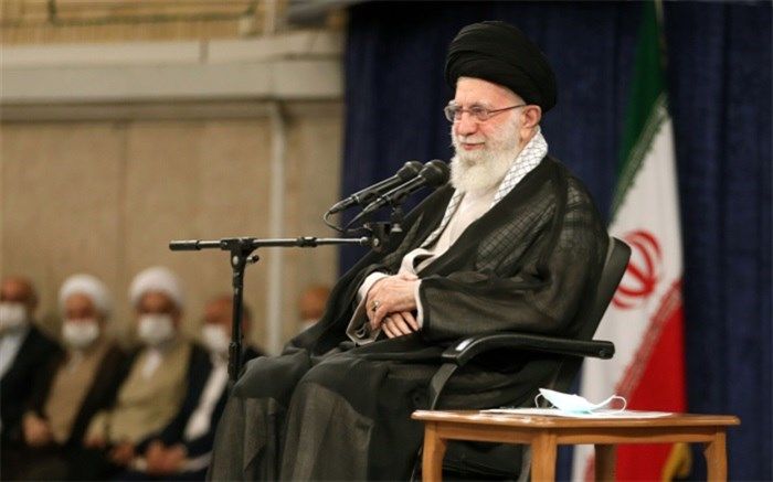 عنصر مجاهدت در کنار نگاه و کار علمی، تاثیر تبلیغ را تضمین می‌کند