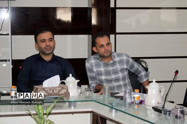 جلسه شورای معاونان اداره‌کل آموزش و پرورش استان بوشهر