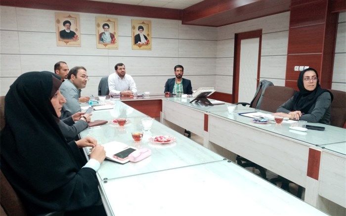 فراهم‌ کردن زمینه هدایت دانش‌آموزان در راستای انتخاب آگاهانه از وظایف آموزش و پرورش است