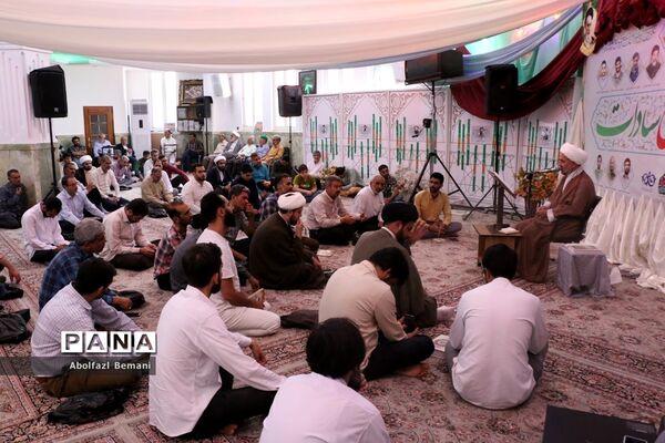 یادواره سادات شهید استان قم
