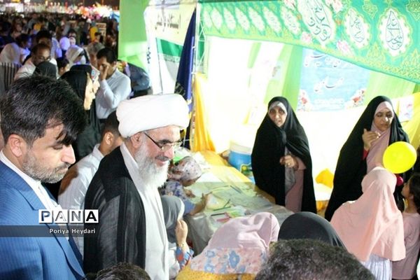 مهمانی غدیر در ساحل بوشهر