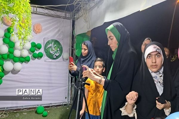 مهمانی غدیر در ساحل بوشهر