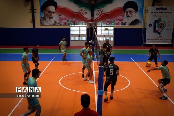 مسابقات والیبال فرهنگیان روز اول