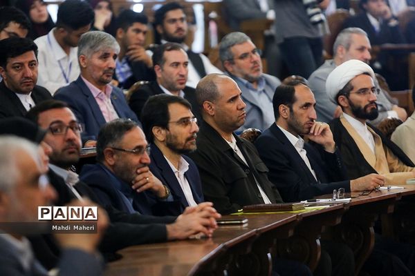 افتتاحیه یازدهمین دوره مجلس دانش‌آموزی/۳