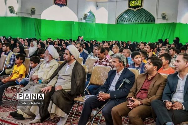 برگزاری محفل انس با قرآن کریم در مصلی قدس شهرستان تفت