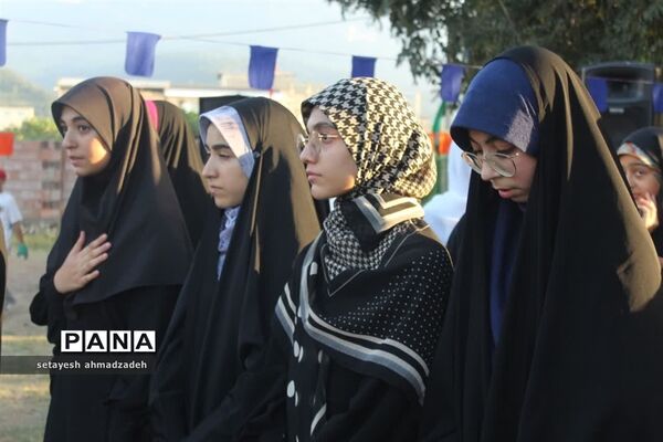 جشن دهه نودی‌ها در گلوگاه