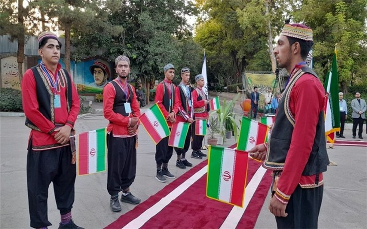 آغاز اردوی کشوری دانش‌‌آموزان پسر عشایر در مشهد مقدس با برگزاری آیین استقبال