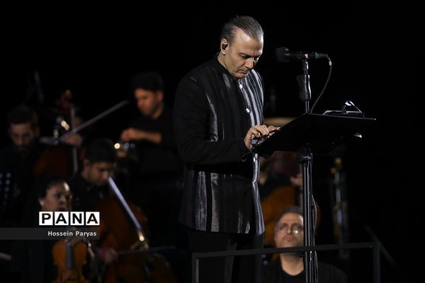 کنسرت علیرضا قربانی