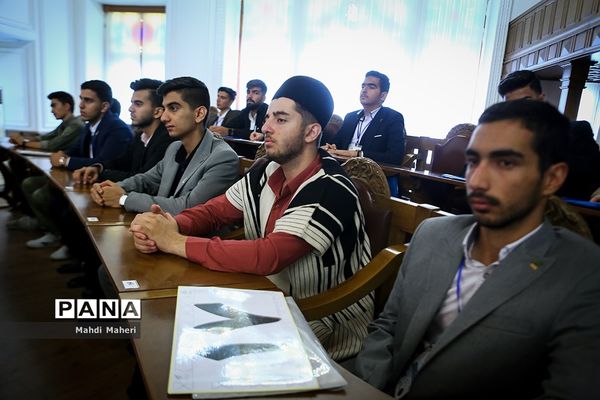 دومین روز یازدهمین دوره مجلس دانش‌آموزی