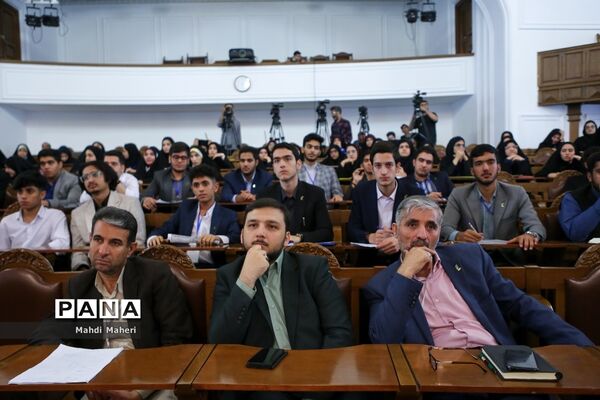دومین روز یازدهمین دوره مجلس دانش‌آموزی-1
