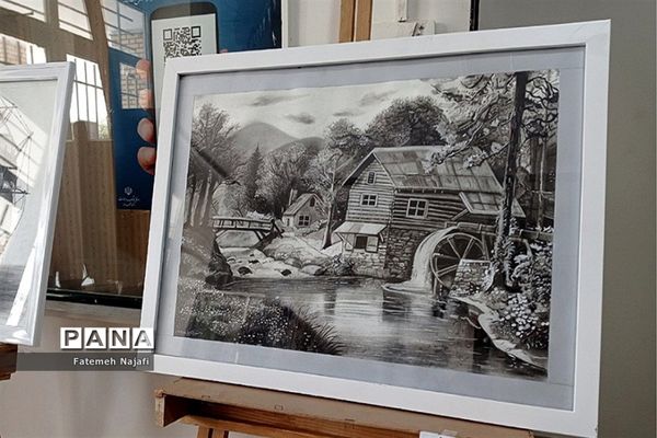 نمایشگاه آثار طراحی هنرجویان موسسه فرهنگی آموزشی باران در بهارستان