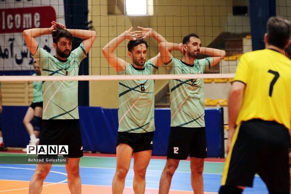 مسابقات والیبال فرهنگیان روز دوم
