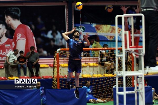 مسابقات والیبال فرهنگیان روز دوم