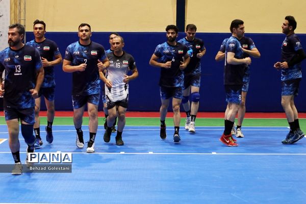 مسابقات والیبال فرهنگیان روز دوم