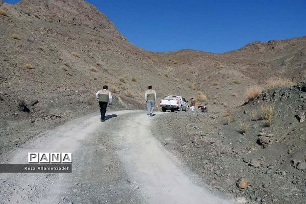 اعزام دانش‌آموزان زیارت اولی روستاهای محروم بشاگرد به مشهد مقدس