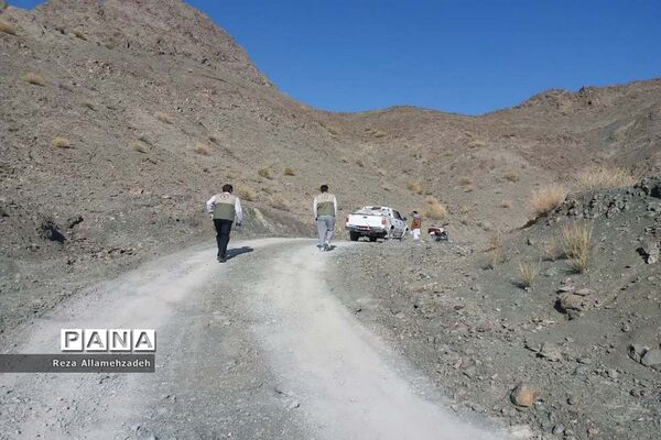 اعزام دانش‌آموزان زیارت اولی روستاهای محروم بشاگرد به مشهد مقدس