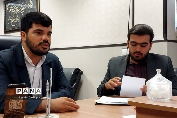 نشست هیات اندیشه‌ورز دانش‌آموزی سازمان دانش‌آموزی استان فارس